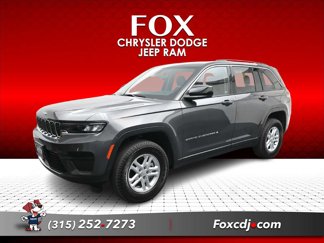 Used 2023 Jeep Grand Cherokee Laredo w/ Luxury Tech Group I image 1
