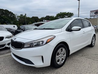 Used 2017 Kia Forte LX image 1