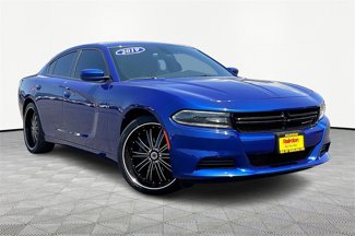 Used 2019 Dodge Charger SXT image 1