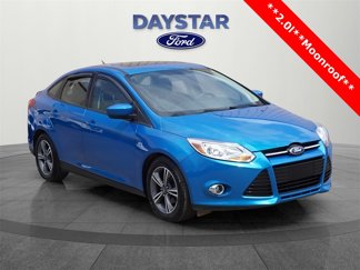 Used 2012 Ford Focus SE w/ SE Sport Pkg image 1