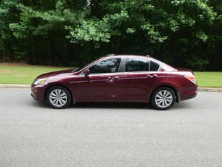 Used 2011 Honda Accord EX-L image 1