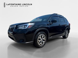 Used 2019 Subaru Forester Premium image 1