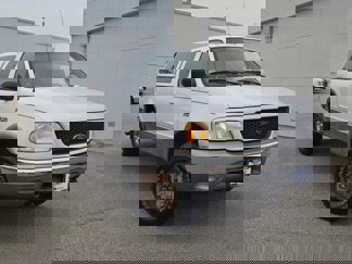 Used 2002 Ford F150 Lariat image 1
