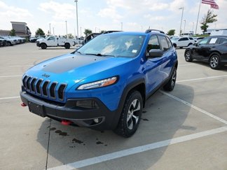 Used 2018 Jeep Cherokee Trailhawk w/ Cold Weather Group image 1