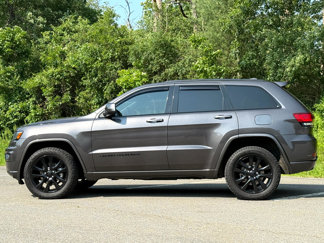 Used 2019 Jeep Grand Cherokee Altitude image 1