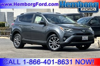 Used 2017 Toyota RAV4 Limited image 1