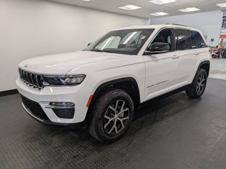 Used 2025 Jeep Grand Cherokee Laredo X w/ Luxury Tech Group I image 1