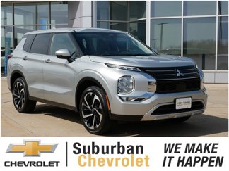 Used 2023 Mitsubishi Outlander SE image 1