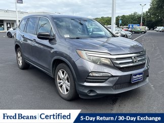 Used 2016 Honda Pilot LX image 1