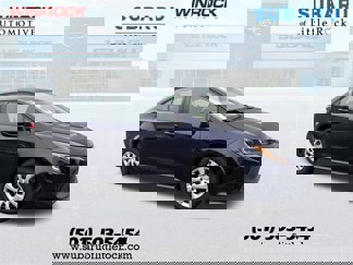 Used 2021 Toyota Corolla LE image 1