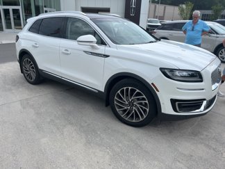 Used 2020 Lincoln Nautilus Reserve w/ Equipment Group 201A image 1