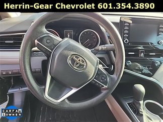Used 2023 Toyota Camry LE image 1