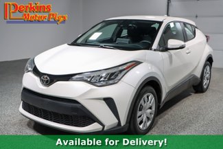 Used 2020 Toyota C-HR LE image 1