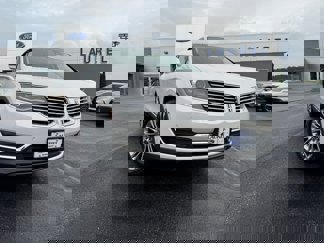 Used 2018 Lincoln MKX Reserve image 1