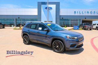 Used 2021 Jeep Cherokee Latitude w/ Mopar Interior Package image 1