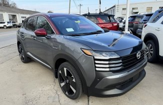 New 2025 Nissan Kicks SR image 1