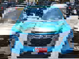 New 2025 Chevrolet Trax RS w/ Sunroof Package video 2