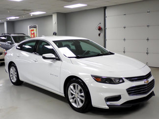 Used 2016 Chevrolet Malibu LT image 1