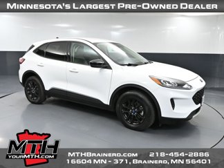 Used 2020 Ford Escape SE Sport image 1