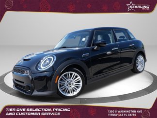 Used 2024 MINI Cooper S image 1