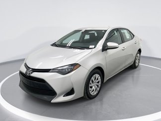 Used 2019 Toyota Corolla LE image 1