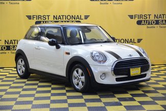 Used 2016 MINI Cooper 2-Door Hardtop w/ Cold Weather Package image 1