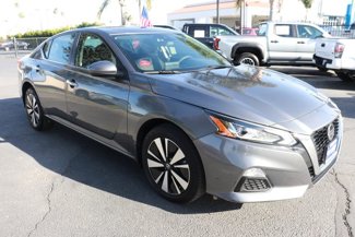Used 2022 Nissan Altima 2.5 SV image 1