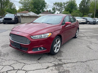 Used 2013 Ford Fusion SE image 1