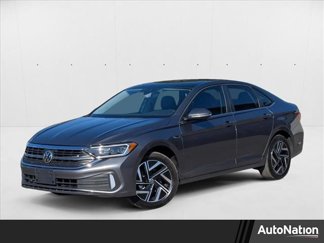 Used 2023 Volkswagen Jetta SEL image 1