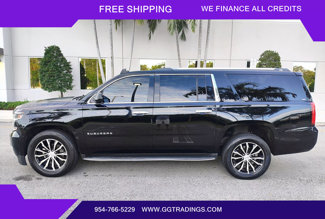 Used 2018 Chevrolet Suburban LT image 1