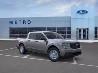 New 2025 Ford Maverick XL image 1