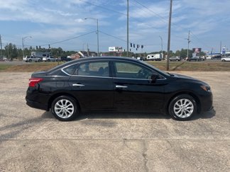 Used 2018 Nissan Sentra SV image 1