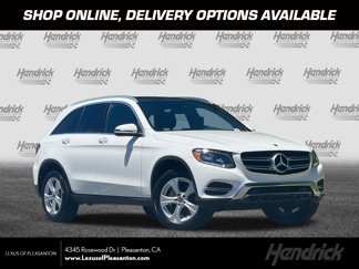 Used 2017 Mercedes-Benz GLC 300 4MATIC image 1