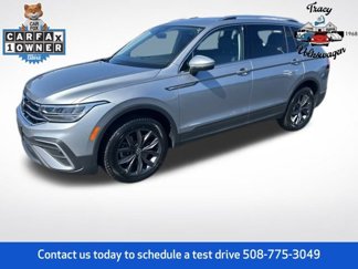 Certified 2022 Volkswagen Tiguan SE image 1