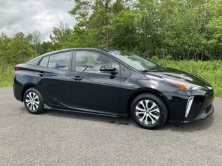 Used 2021 Toyota Prius XLE image 1