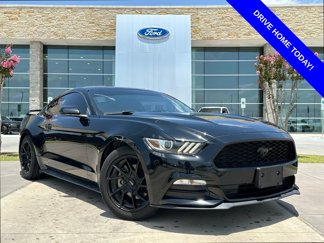 Used 2016 Ford Mustang Coupe image 1