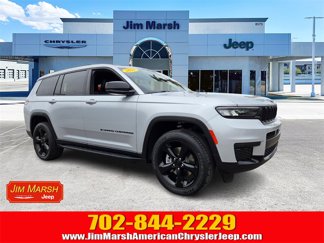 Used 2023 Jeep Grand Cherokee L Laredo image 1