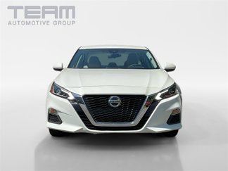 Used 2022 Nissan Altima 2.5 SV video 2