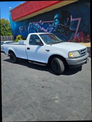 Used 1998 Ford F250 2WD Regular Cab image 1