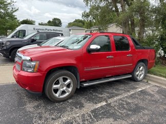 Used 2009 Chevrolet Avalanche LTZ image 1