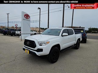 Used 2021 Toyota Tacoma SR image 1