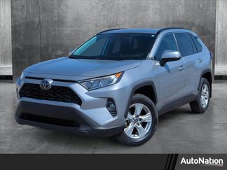Used 2020 Toyota RAV4 XLE image 1