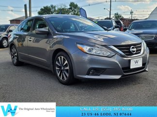 Used 2016 Nissan Altima 2.5 SV image 1