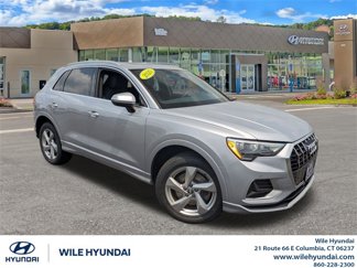 Used 2020 Audi Q3 2.0T Premium image 1