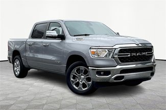 Used 2022 RAM 1500 4x4 Crew Cab image 1