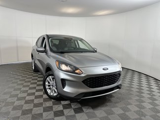 Used 2021 Ford Escape SE w/ Cold Weather Package image 1