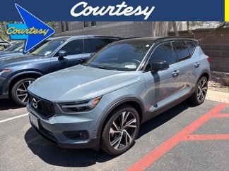 Used 2021 Volvo XC40 T5 R-Design w/ Advanced Package image 1