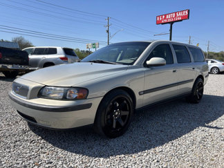 Used 2002 Volvo V70 image 1