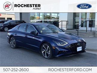 Used 2021 Hyundai Sonata SEL Plus w/ Winter Weather Package image 1