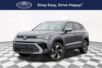 New 2025 Volkswagen Taos SE image 1